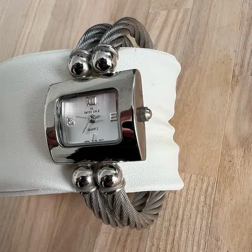 Swiss Gold Ladies Watch Stainless Wire Hinged Cuff Bracelet Stainless Dial