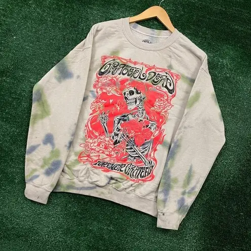 Grateful Dead beige tie-dye crewneck sweater in Size Medium