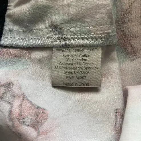 Revolve Line & Dot Tropical Shorts Women's Size Small Floral Beach Avery Pink