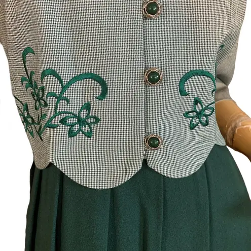 MISS DORBY VINTAGE 1990'S GREEN & WHITE ONE PIECE DRESS WITH TIE BACK BELT (6P)