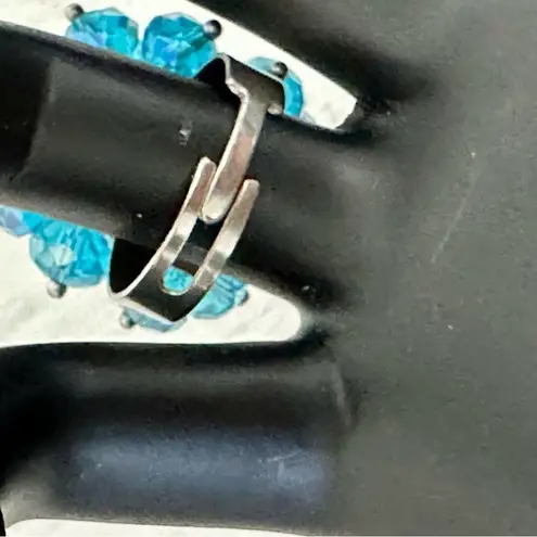 Blue sparkly beaded silver tone adjustable ring