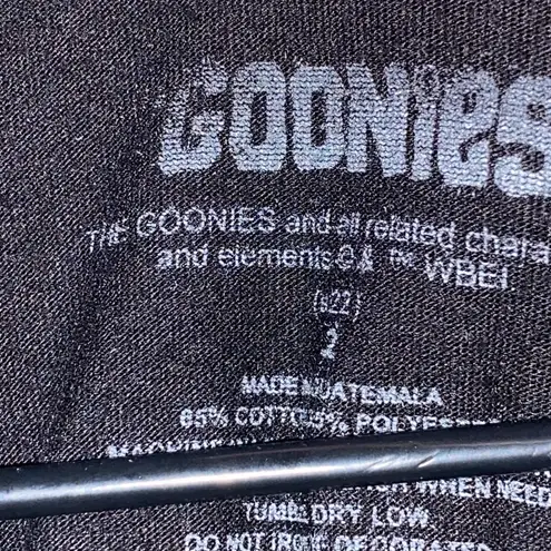 GOONIES WO SIZE 22(Junior?) Black Graphic T