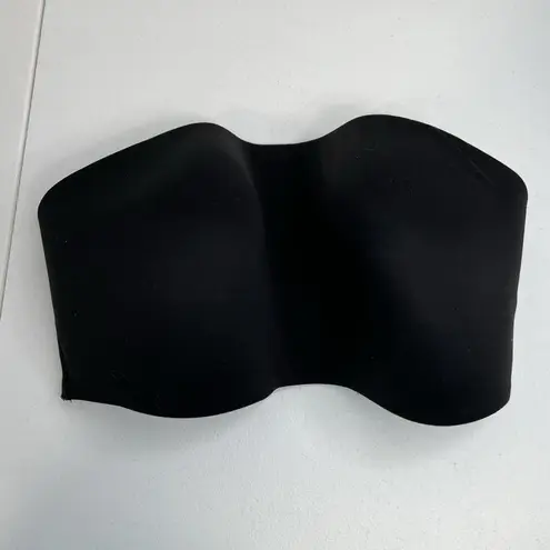 Victoria's Secret  M DD Medium Bra Multi-Way Strapless NO STRAPS No-Wire Wireless