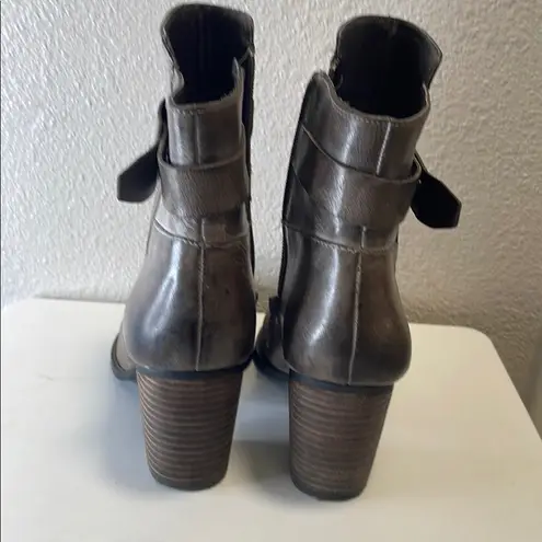 Arturo Chiang Ankle Boots with Strap Detail