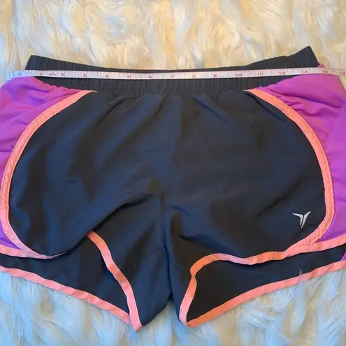 Old Navy  Active Running Shorts in Gray, Pink and Orange Size XS