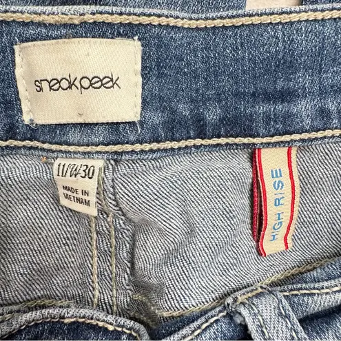 Sneak Peak Distressed Ripped Knees Denim High Rise Jeans Medium Whisker Wash Blue Size 30