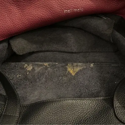 Meli Melo Thela Medium in Black with Burgundy Interior Rare Color Combo