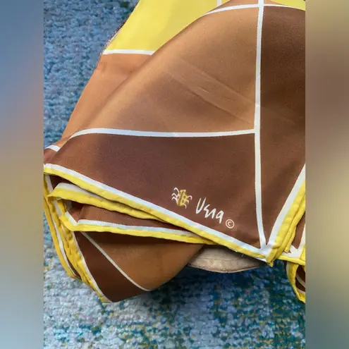 Head Vintage Vera Neumann hand rolled large colorblock neck scarf