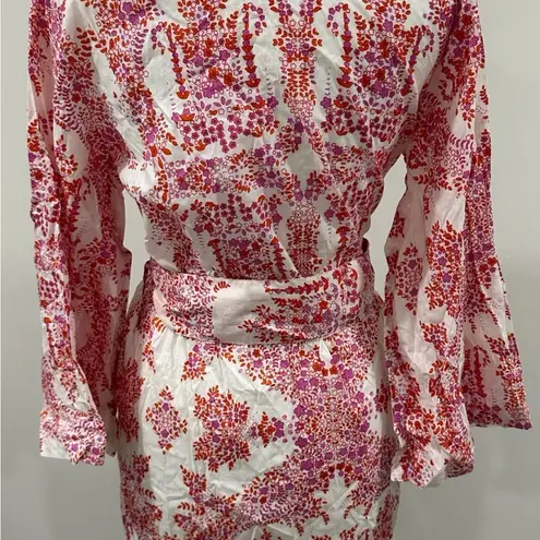 Anthropology Plum Pretty Sugar Kimono style Robe Pink White Floral Belted Size S
