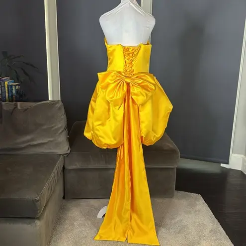 Short Yellow Strapless Homecoming Prom Dress Corset Back Bow Puffy Skirt Size M Yellow Size M
