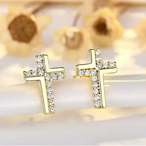 Boutique NEW Unisex Yellow Gold Plated S925 Simulated Diamond Cross Stud Earrings, 0.8cm
