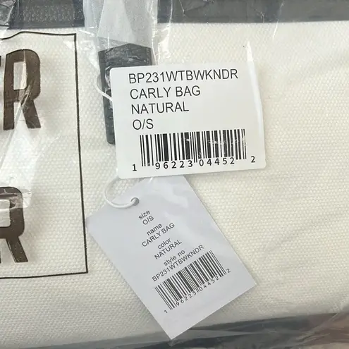 Walter Baker NWT Carly Bag, Canvas Vegan Leather Tote, New w/Tag Retail $198