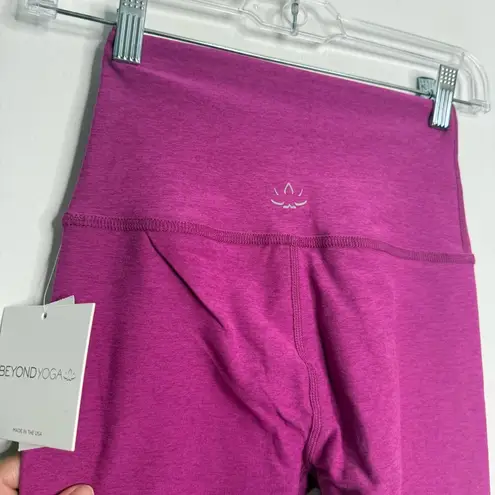 Beyond Yoga NWT Spacedye Well Rounded Stirrup Legging Magenta Heather Size Small