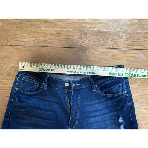 KanCan Women's Distressed Jeans Size XL Stretch Cotton Blend Preppy Modern Blue