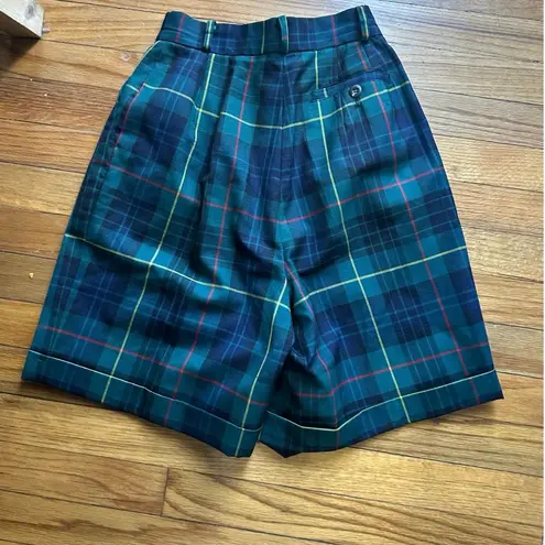 Folkner Green Plaid Pleated Cuffed Shorts – Classic Style Size 27