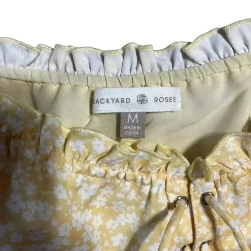 Nordstrom Backyard Roses  Yellow Milkmaid Lace Up Crop Top | Cottagecore | Size M