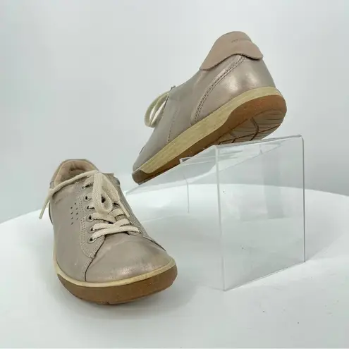 Ecco women's chase tie sneakers hot sale
