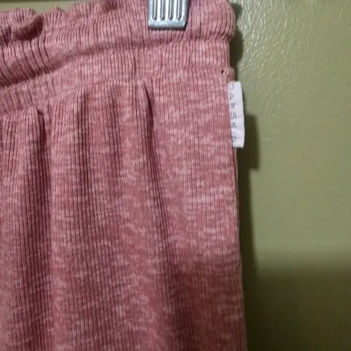 Danskins Women's Pink Pull On Shorts Size Small