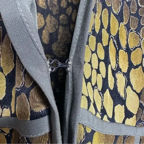 Artex Collection Crocodile Reptile Print Cardigan Blouse Size XXL Green