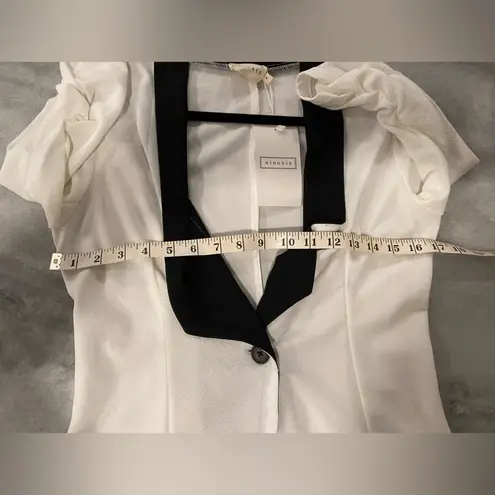 Ninexis White Black Lapel Lightweight Button Ruched 3/4 Sleeve Blazer Size M Size M