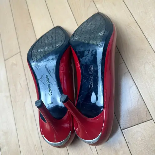 Calvin Klein Red Patent Gayle Pumps Heels Pointed Toe Size 9