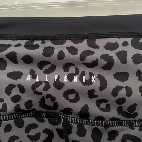 All Fenix Cheetah Print Athletic Womens Leggings Size Small Stripes Olive Gray