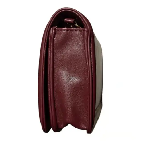 Badgley Mischka NWT Pleated Wine Crossbody Bag Snap Flap Gold Hardware