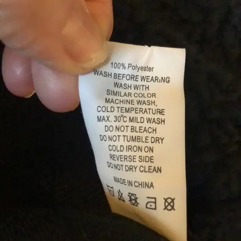 Zyia Active Leopard Flying V Fleece Jacket Sz. XS Black Teddy Workout Cozy