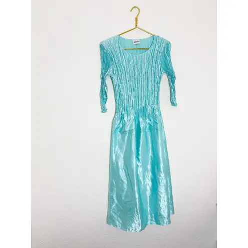 Alquema 3/4 Sleeve Smash Pocket Midi Dress Size Medium Glossy Ice Blue Crinkle