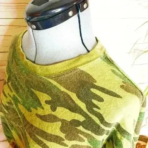 Camouflage Camo Cropped TShirt Ringer 3XL Bleached Green Size undefined