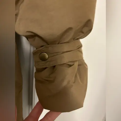 Immaculate Vintage Fairbrooke goose down puffer Prestigious Daytons Oval Room Tan Size L