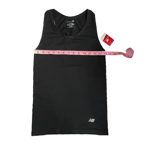 New Balance  NWT Women’s Performance Seamless Tank in Caviar Black Size Small