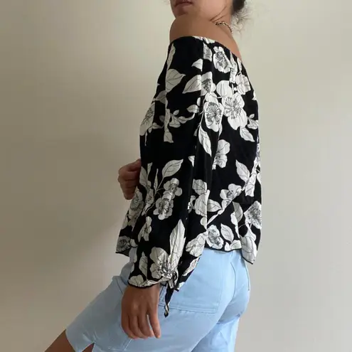 tropical Printed Off The Shoulder Top Black
