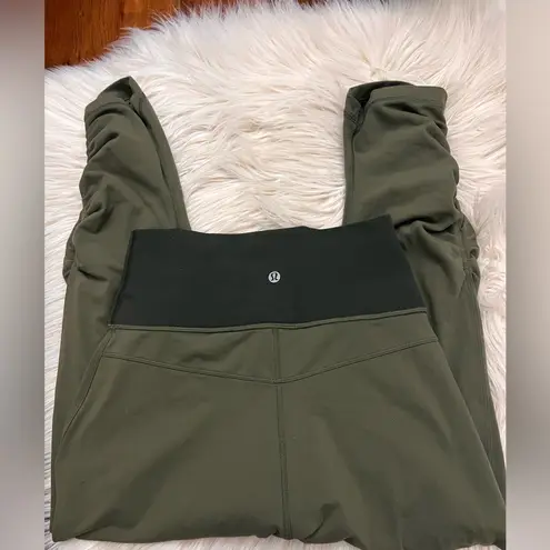 Lululemon  Sunset Salutation Crop – Size 6, Black, 22” Inseam