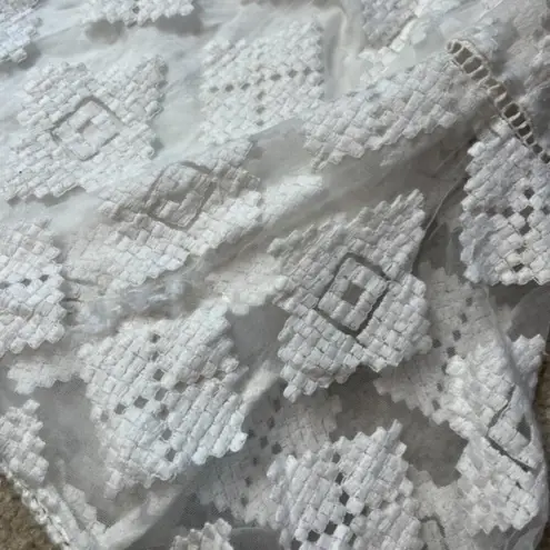 Shyanne Embroidered Lace Top Square Neck 3/4 Bell Sleeve Blouse Women's Size XS