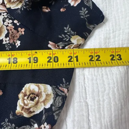 Xhilaration  Floral Jumper size XL