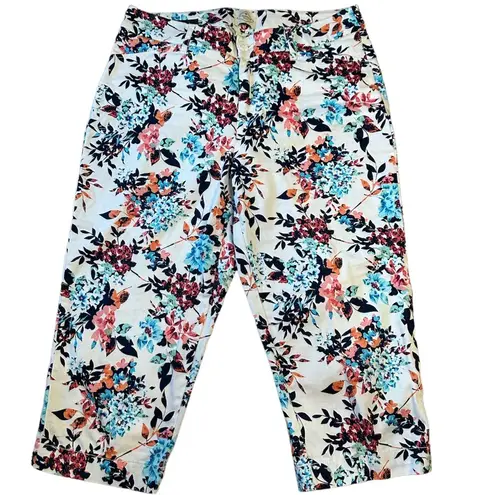 st. john's bay St. john’s Bay White Floral Capri Pants Business Casual