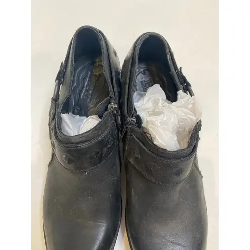 Born Black Maude Leather Heeled Ankle Booties Zipper Studded Sz 7M Buckle