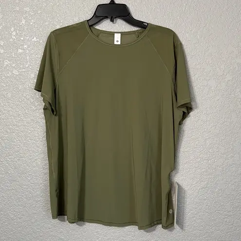 Lululemon  Sculpt Short Sleeve Top size 14 in bay leaf