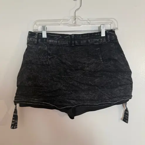 French Kiss  Women's Black Denim Mini Skirt with Buckle Details Large