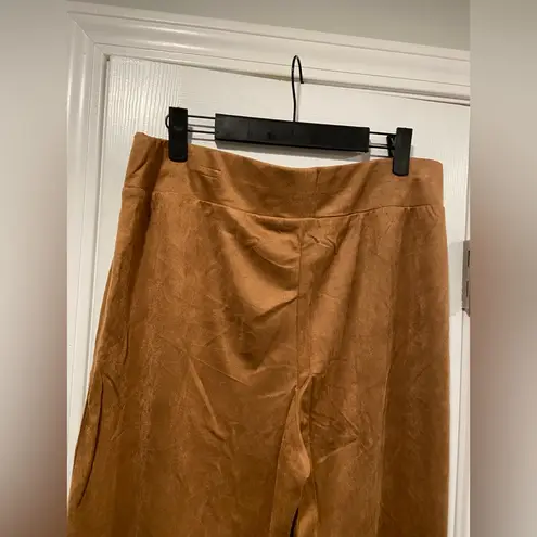 NWOT Serengeti Size L Tan Faux Suede Flowy Wide Leg Pull On High Waist Pants Size L