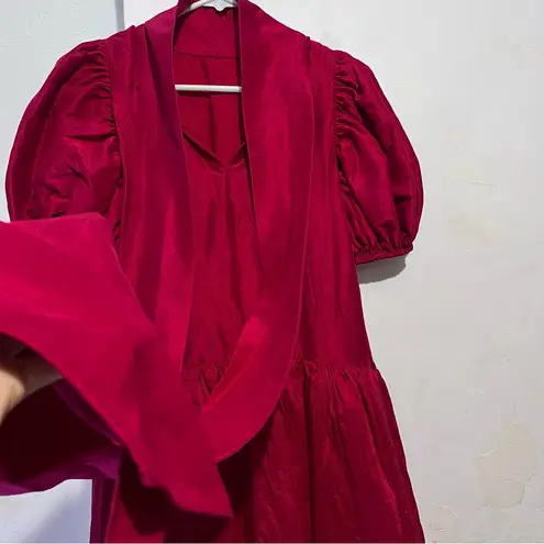 Elegant Red Dress with Bow Azeeza silk dress : Box OW6 Size XS