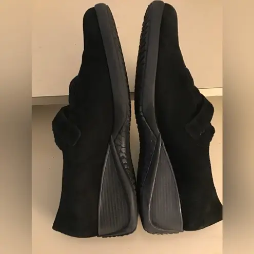 Aquatalia women black suede wedge shoes US 8