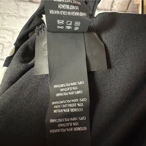 Coco reef Verso Reversible Twist Bikini Top Black & White Polka Dots 32/34D NWT