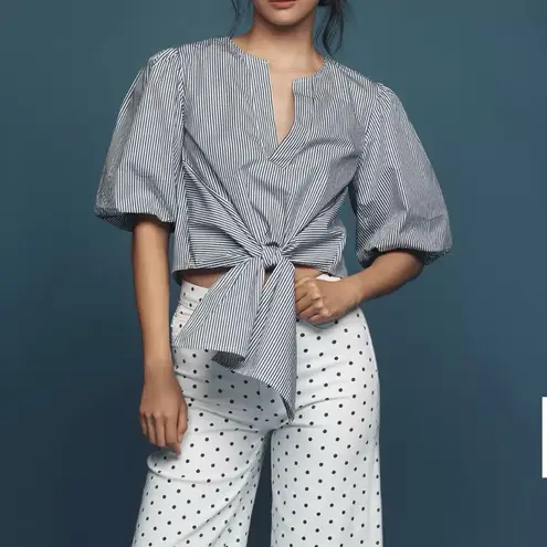 Maeve Anthropologie Women’s Blouse Front Tie Puff Sleeve
Size xxs