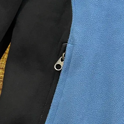 Mountain Hardwear Women’s Windstopper Full Zip Jacket