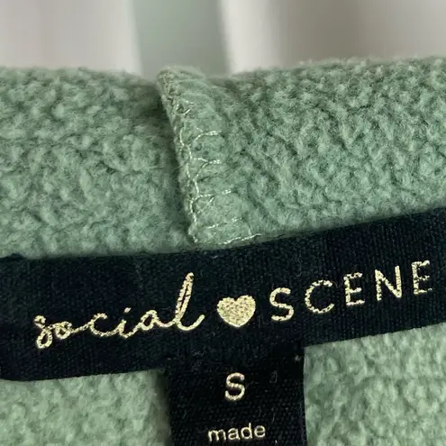 Social Scene Small Boho Born To Roam Desert Butterfly Graphic Zip Hoodie Jacket Green