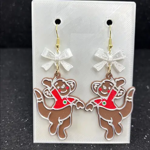 Roo Gingerbread Christmas Earrings with White Bows Red