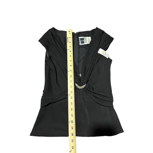 Tadashi Shoji NWT Vintage Tadashi V Neck Size Medium Sleeveless Top Black Embellishments #G4-5