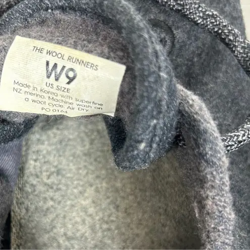 Allbirds Black Merino Wool Runner Mizzles Size 9 Grey on Black